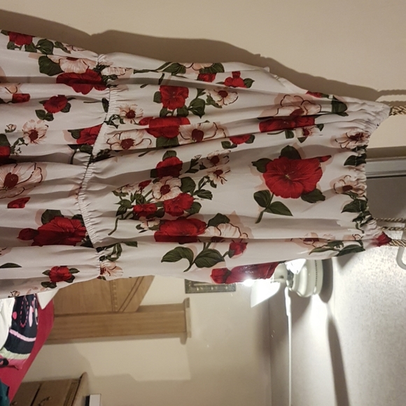 Dress - Picture 2 of 2